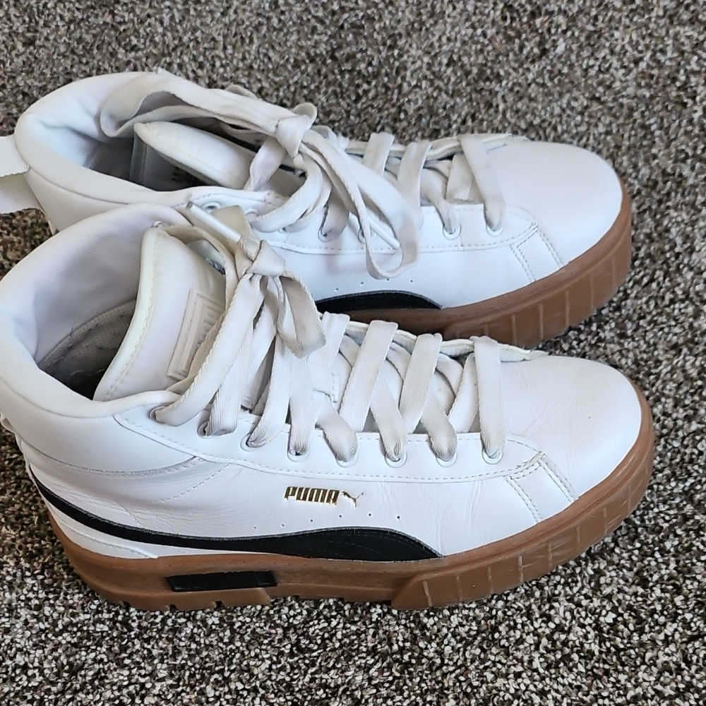 Puma Wedge  White and Black Sneakers